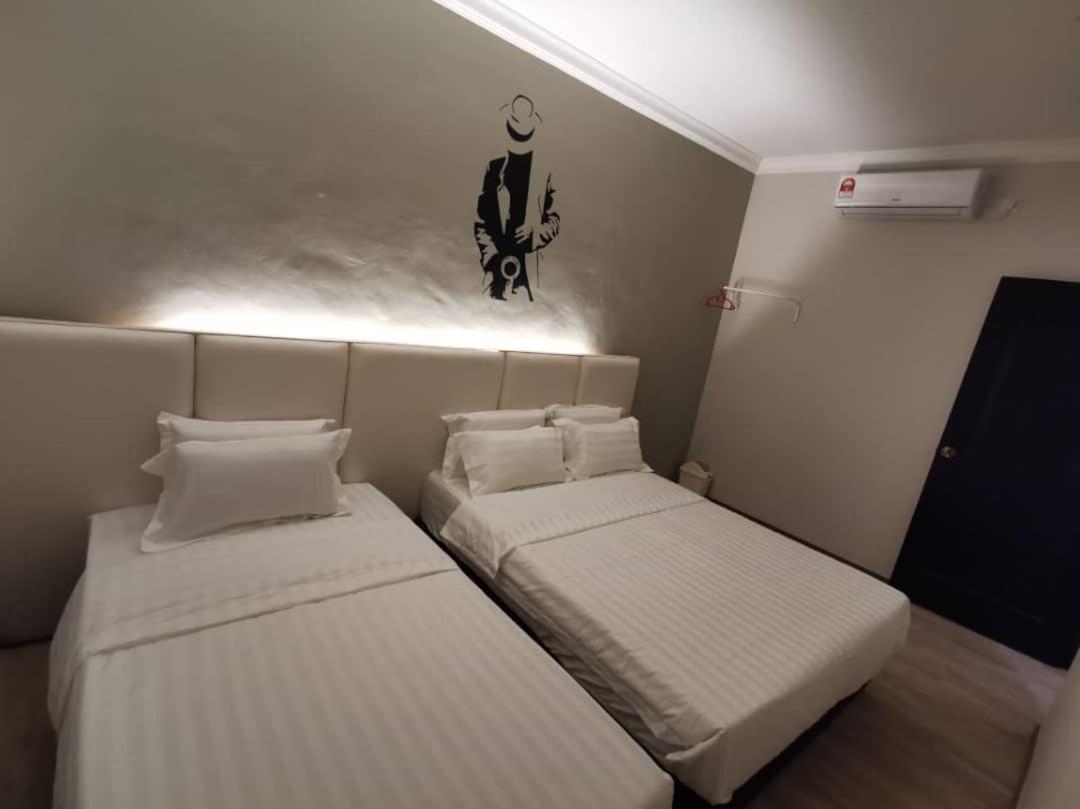 Foresight Hotel Тавау Екстериор снимка